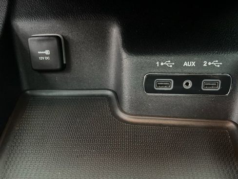 Used 2020 Dodge Durango GT image 29