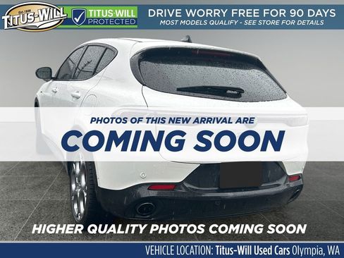 Used 2024 Alfa Romeo Tonale Veloce image 3