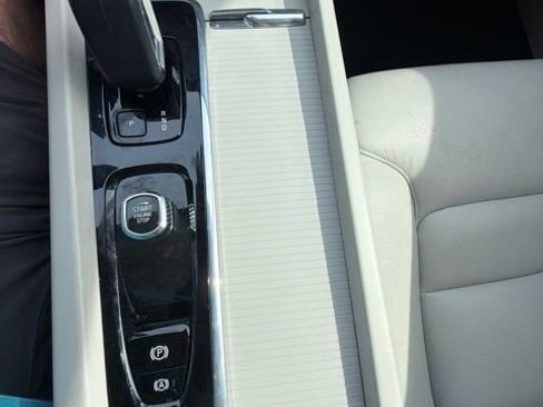 Used 2024 Volvo S60 B5 Core AWD/4WD image 25