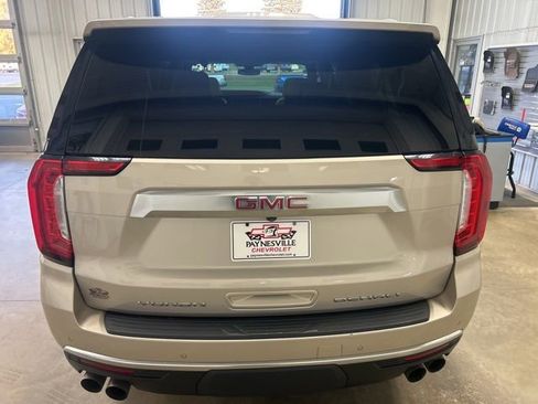 Used 2022 GMC Yukon XL Denali image 6