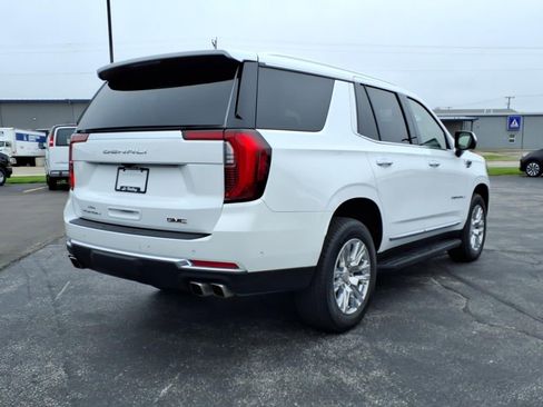 Used 2025 GMC Yukon Denali AWD/4WD image 10