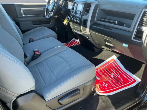 Used 2017 RAM 1500 Express image 18