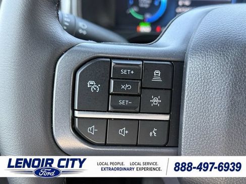 Used 2025 Ford F150 Lightning Flash AWD/4WD image 20