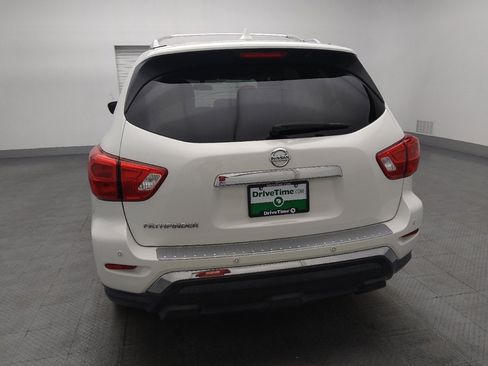 Used 2020 Nissan Pathfinder S image 6