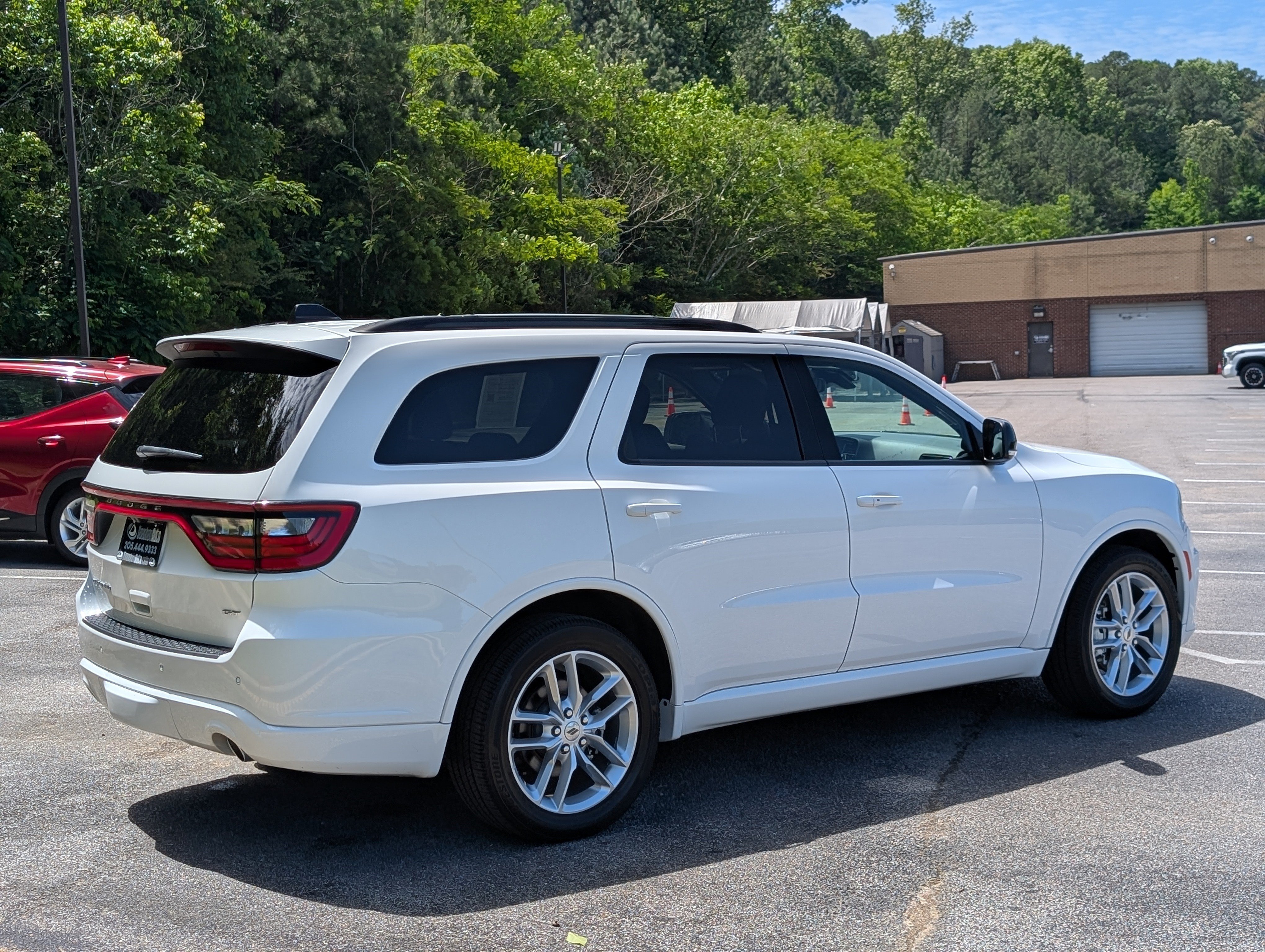 Used 2024 Dodge Durango GT RWD image 9
