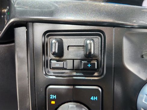 Used 2022 Ford F150 XLT w/ Equipment Group 302A High image 29