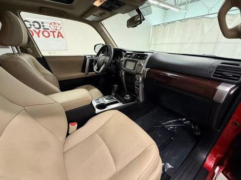 Used 2016 Toyota 4Runner Limited AWD/4WD image 9