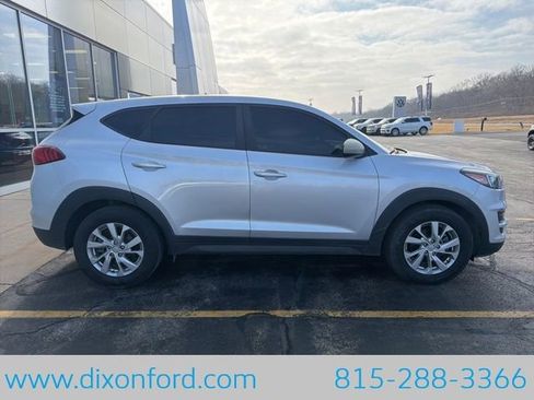 Used 2019 Hyundai Tucson SE image 6