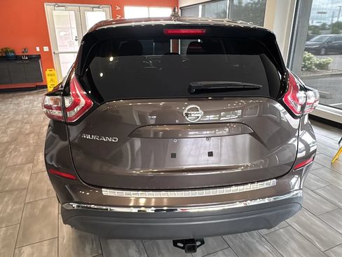 Used 2018 Nissan Murano S FWD image 11