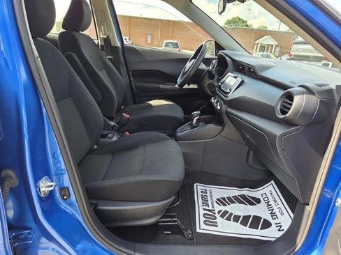 Used 2024 Nissan Kicks S FWD image 21