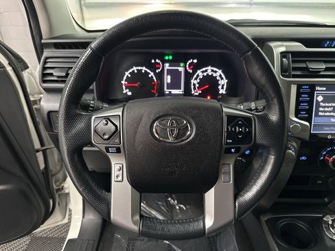 Used 2023 Toyota 4Runner SR5 Premium w/ Moonroof Package AWD/4WD image 16