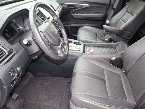 Used 2023 Honda Passport TrailSport image 15