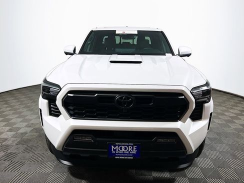 Certified 2025 Toyota Tacoma TRD Sport w/ TRD Sport Premium Package AWD/4WD image 3