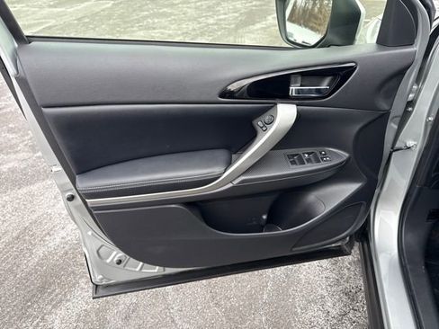 Used 2025 Mitsubishi Eclipse Cross SE image 17