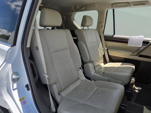 Used 2019 Lexus GX 460 Premium AWD/4WD image 26