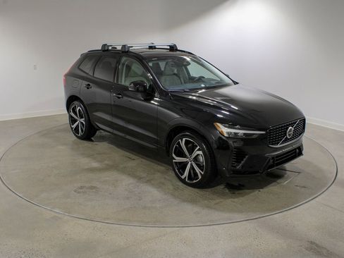 Used 2024 Volvo XC60 T8 Ultimate w/ Protection Package Premier image 8