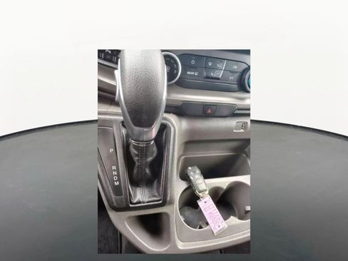 Used 2020 Ford Transit 350 XLT image 8