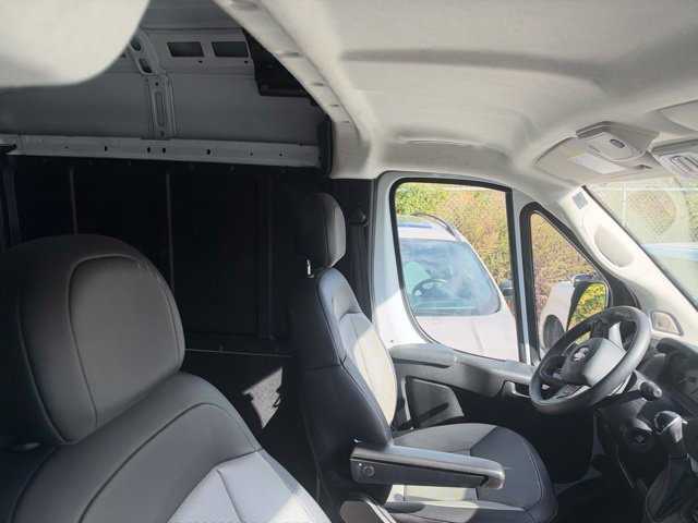 Used 2025 RAM ProMaster 2500 w/ Convenience Group FWD image 27