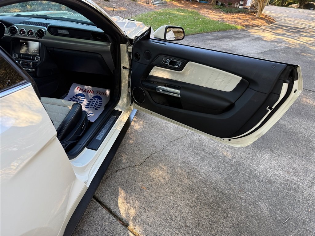 Used 2015 Ford Mustang 50 Years RWD image 57