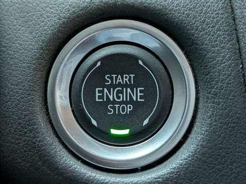 Used 2024 Chevrolet Tahoe Z71 w/ Z71 Off-Road Package image 28