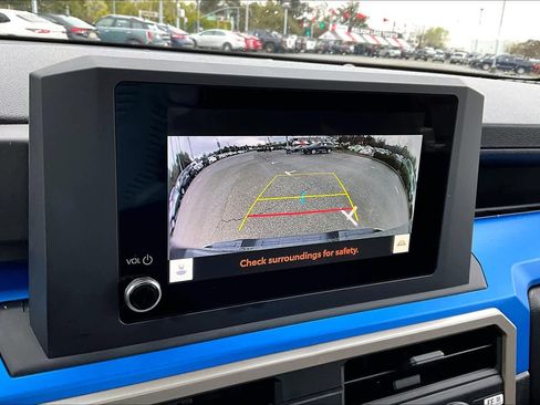 Certified 2025 Toyota Tacoma TRD Off-Road image 26