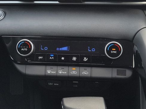 New 2025 Hyundai Elantra Blue image 17