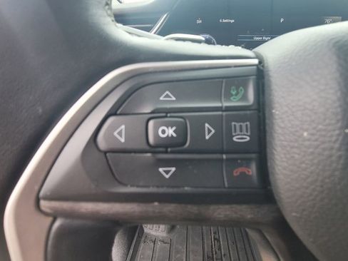 Used 2022 Jeep Grand Cherokee L Limited RWD image 14