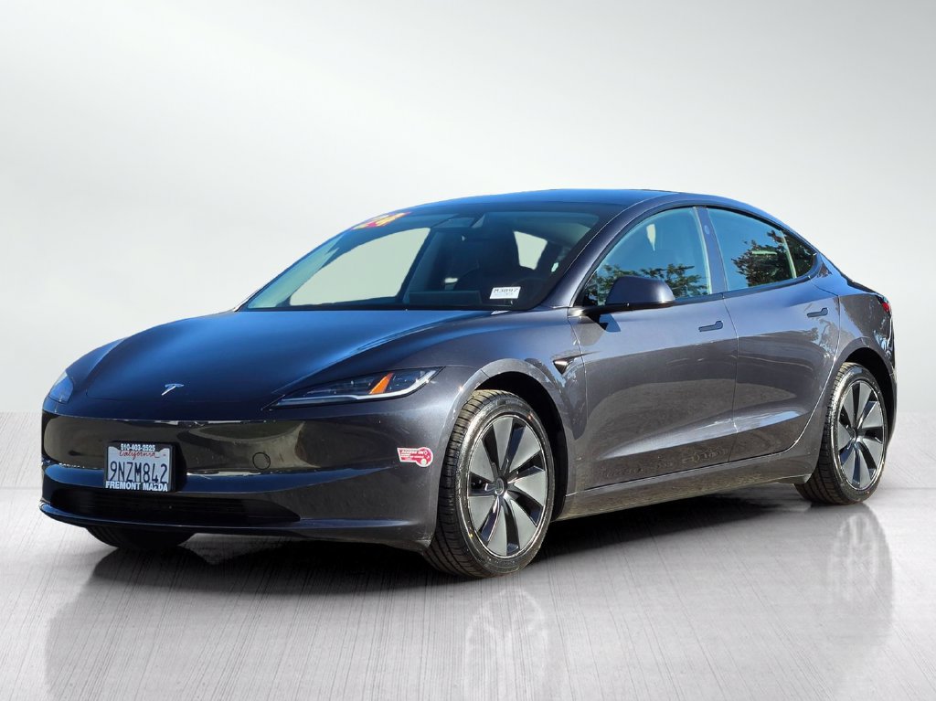 Used 2024 Tesla Model 3 Standard Range RWD image 8
