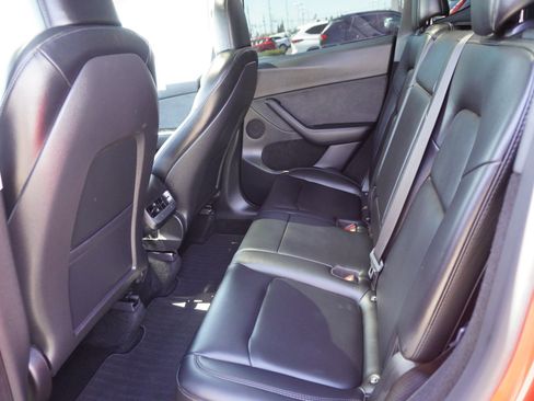 Used 2023 Tesla Model Y Long Range AWD/4WD image 13