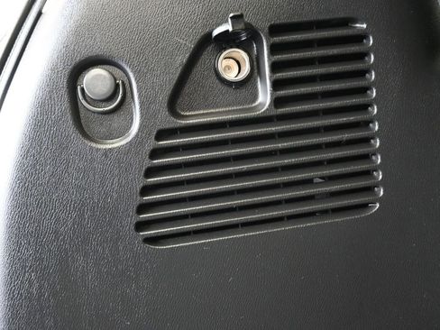 Used 2023 Nissan Armada SL w/ Cargo Package image 45