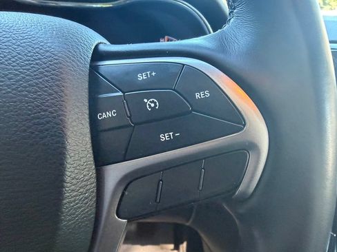 Used 2021 Jeep Grand Cherokee Laredo X AWD/4WD image 18