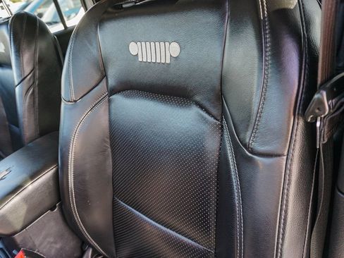 Used 2018 Jeep Wrangler Unlimited Rubicon image 20