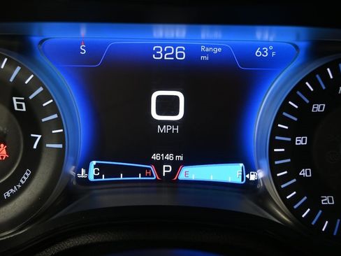 Used 2023 Chrysler 300 Touring L w/ Popular Equipment Group image 26