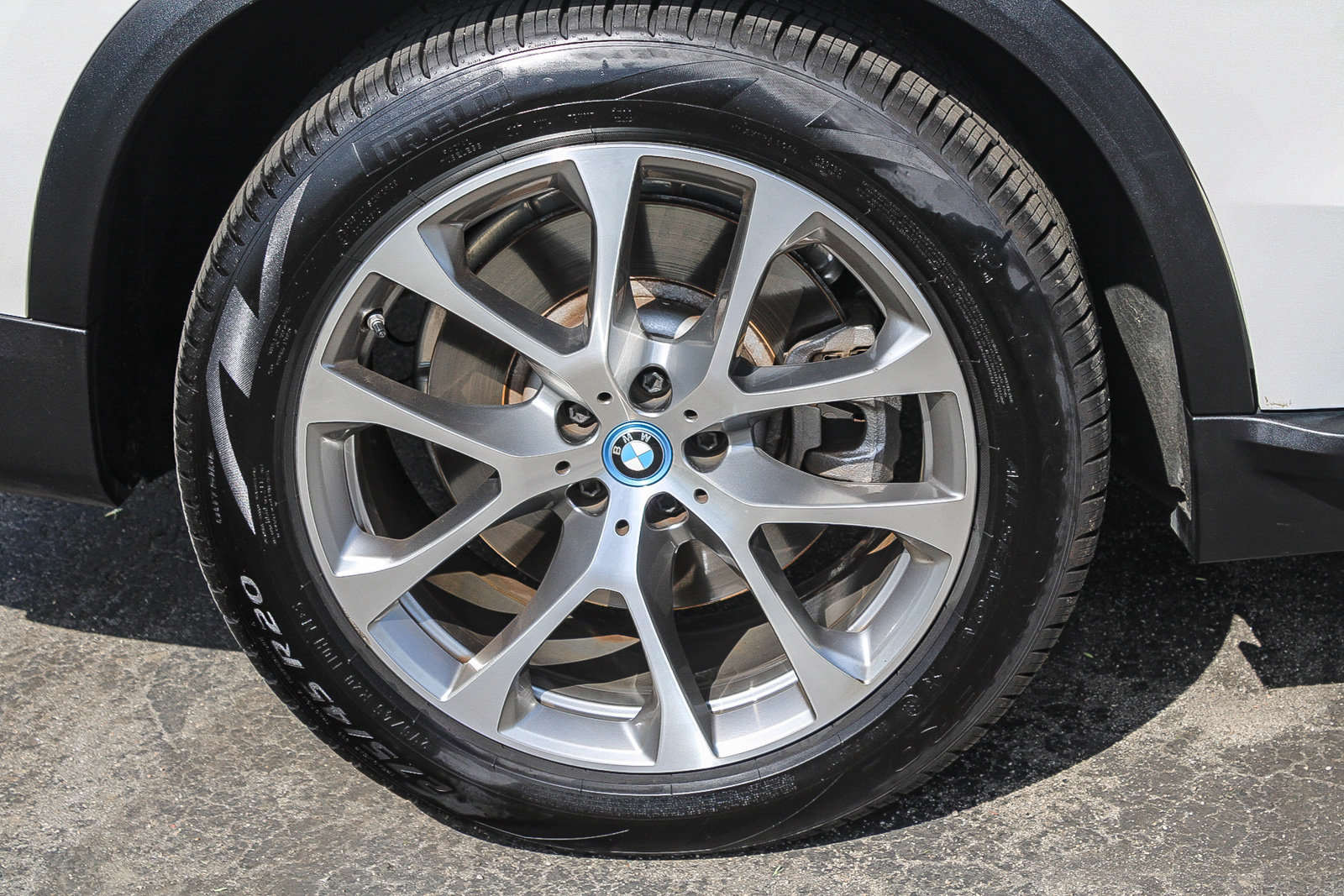 Used 2025 BMW X5 xDrive50e w/ Climate Comfort Package AWD/4WD image 8