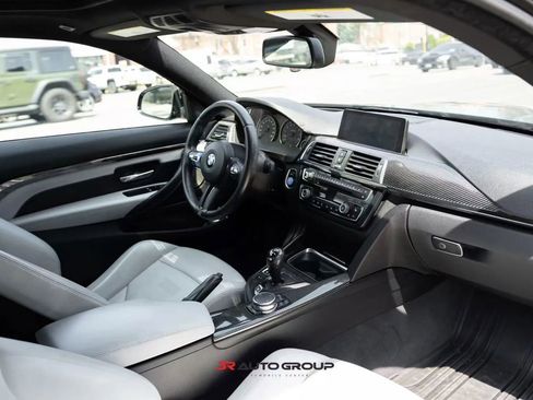 Used 2016 BMW M4 Coupe image 10