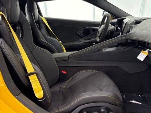 New 2026 Chevrolet Corvette Stingray Premium Conv w/ Stealth Interior Trim Package RWD image 19
