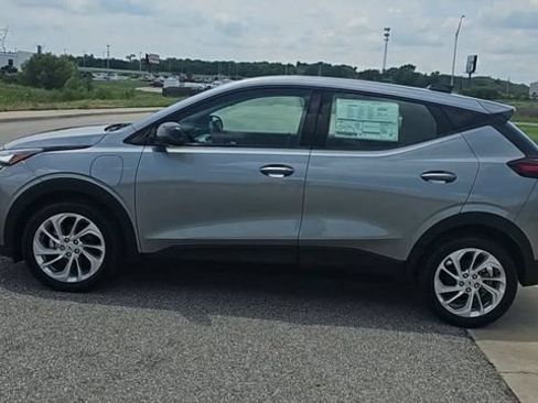 New 2027 Chevrolet Bolt LT FWD image 5