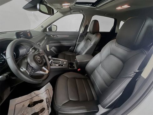 New 2025 MAZDA CX-5 AWD 2.5 S w/ Premium Plus Pkg image 16