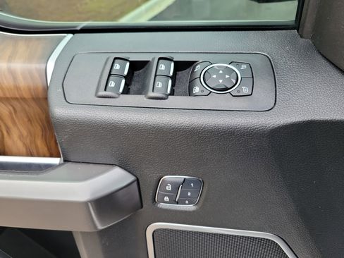 Used 2018 Ford F150 Limited w/ Trailer Tow Package image 21