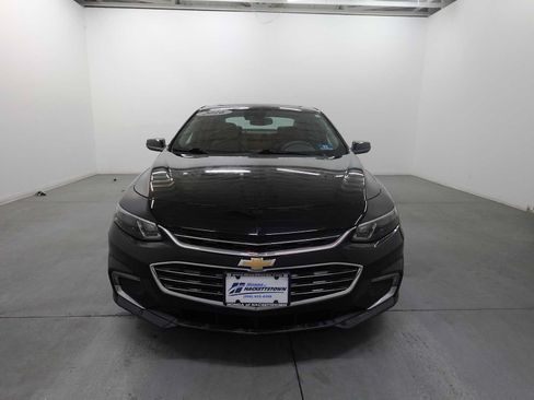 Used 2016 Chevrolet Malibu Premier w/ Driver Confidence Package FWD image 2