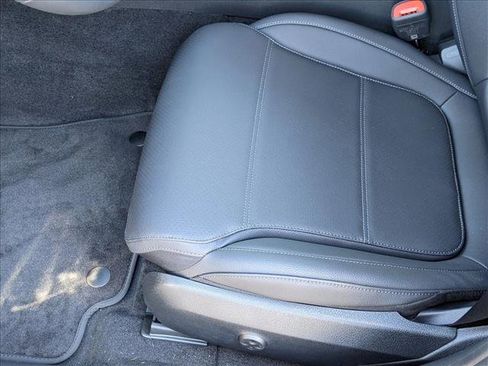 Certified 2025 Mercedes-Benz C 300 4MATIC Sedan image 4