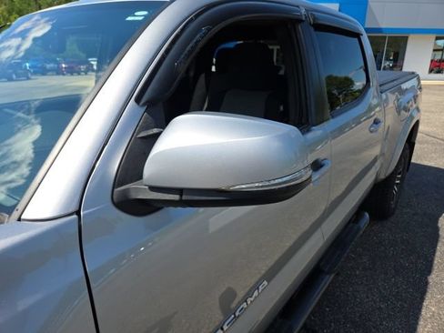 Used 2020 Toyota Tacoma TRD Sport AWD/4WD image 44