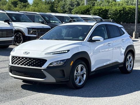 Certified 2023 Hyundai Kona SEL w/ Convenience Package AWD/4WD image 28