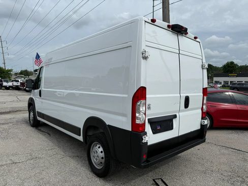 Used 2023 RAM ProMaster 2500 FWD image 6
