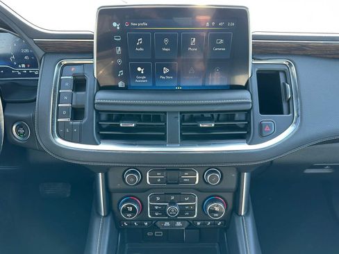 Used 2024 Chevrolet Tahoe Premier AWD/4WD image 27