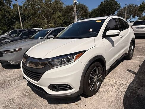 Used 2021 Honda HR-V EX image 2