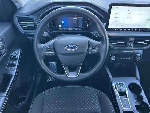 Used 2025 Ford Escape Active w/ Tech Pack #1 AWD/4WD image 17