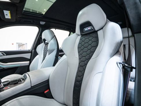 Used 2021 BMW X5 M image 7