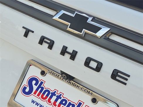 Used 2021 Chevrolet Tahoe Z71 w/ Luxury Package image 9