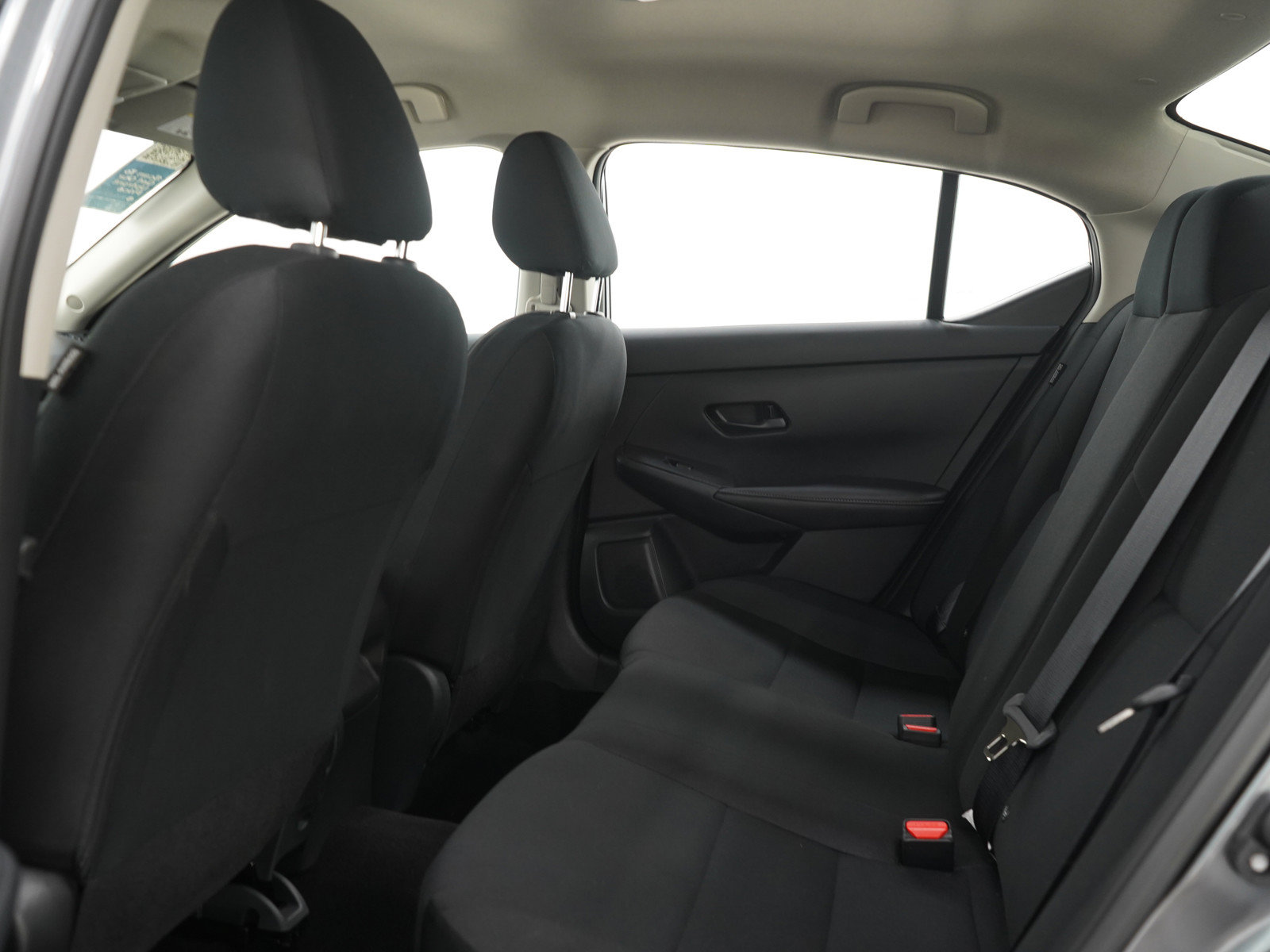 Used 2025 Nissan Sentra S FWD image 18